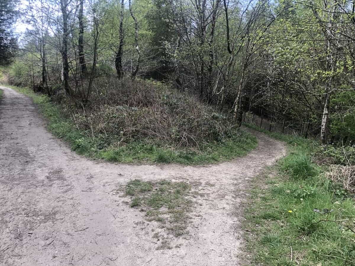 Turn off for medium Longdendale Trail walk